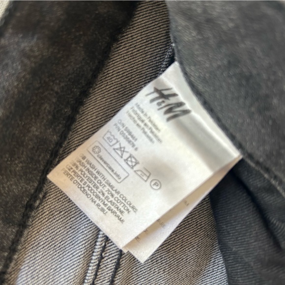 H & M women’s jeans - Picture 2 of 7